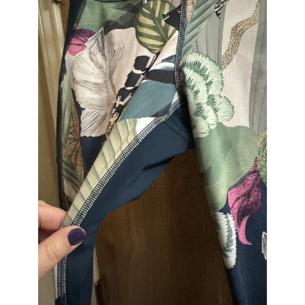Athleta Oasis Contender 7/8 Lagoon Teal Legging Tropical XSP Petite Women Active - Picture 6 of 9